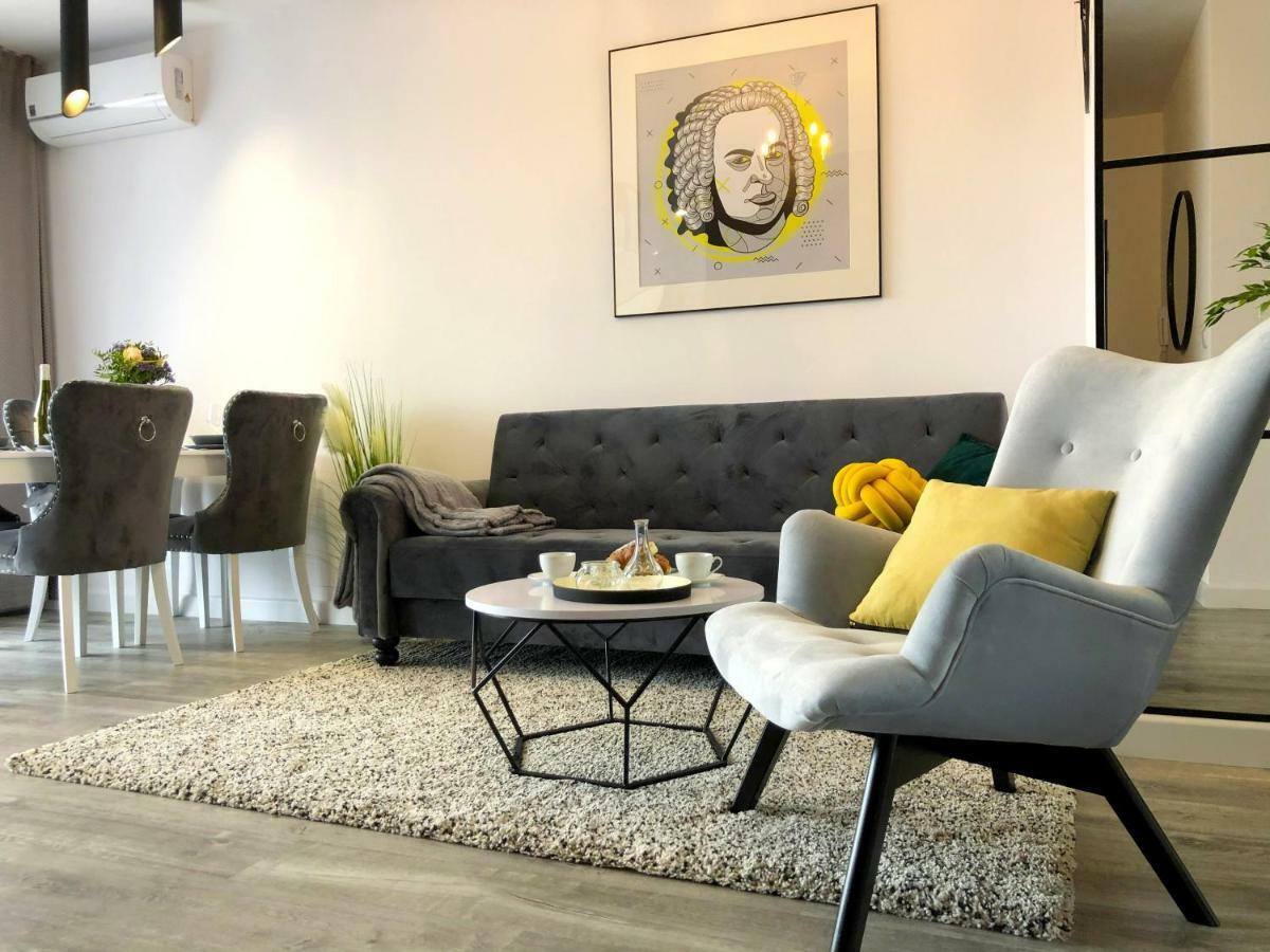 Glamour Apartment With Big, Private Terrace クラクフ エクステリア 写真